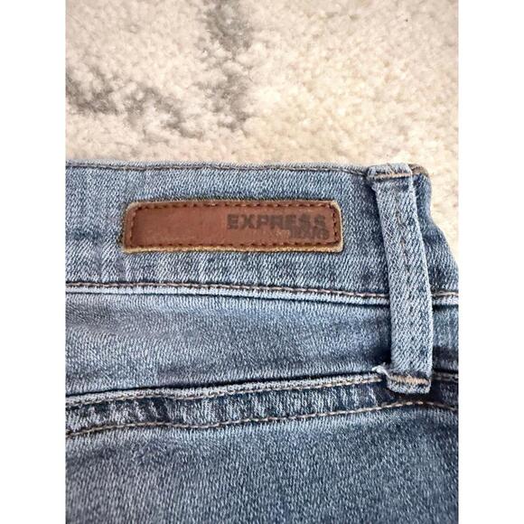 Express Distressed Skinny Jeans – Light Wash Stretch Denim - Picture 8 of 11